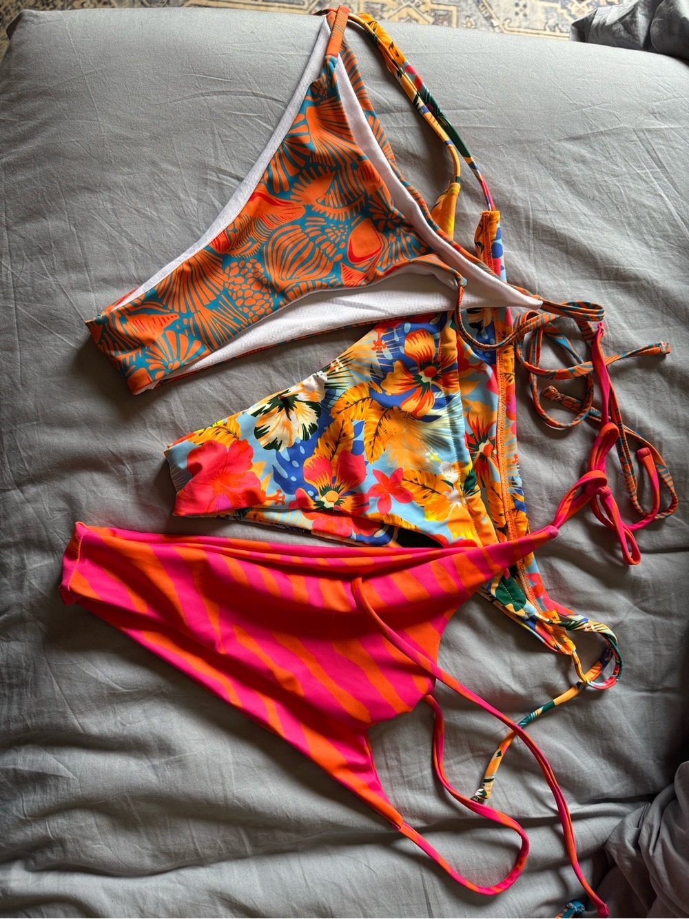3 bikinis!